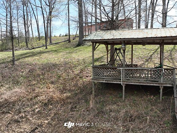 3rd image of 103 Joy Ave