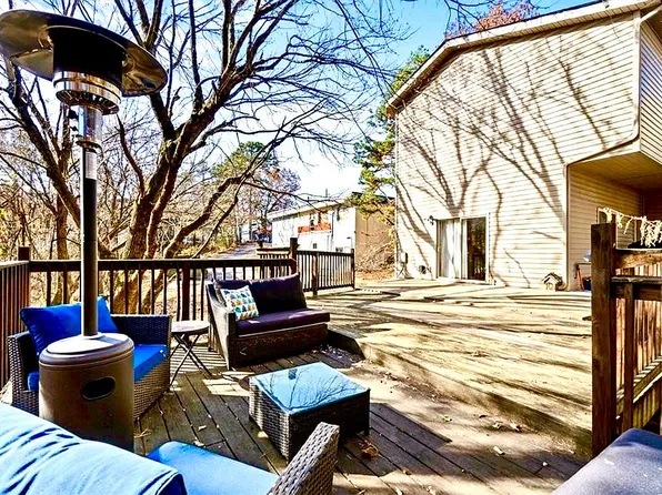 2080 E Van Buren, Eureka Springs, AR 72632