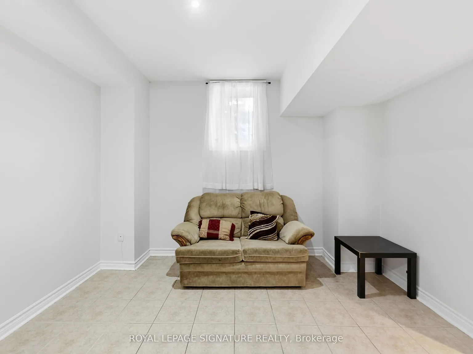 2 bed, $2,000 — Photo 3