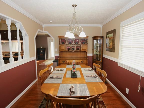 5th image of 331 Hillbrook Dr