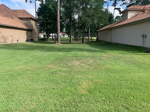 4th image of 2902 Twin Fountains Dr