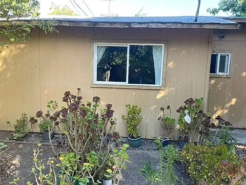 Studio, 210 sqft, $1,700 — Photo 2