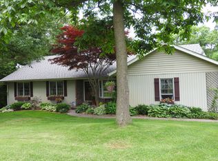 29501 Allentown Rd, Mackinaw, IL 61755