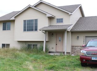 11284 83rd St, Princeton, MN 55371