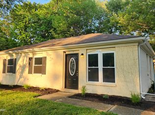 7717 Rochelle Rd, Louisville, KY 40228