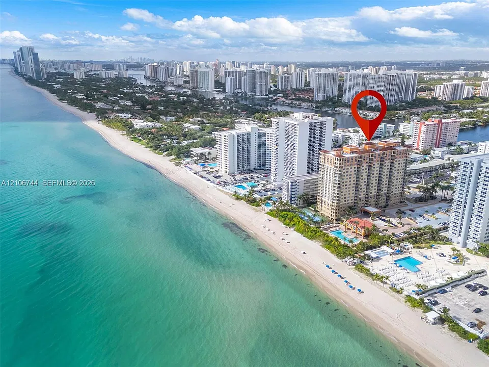 2080 E Ocean Dr #1207