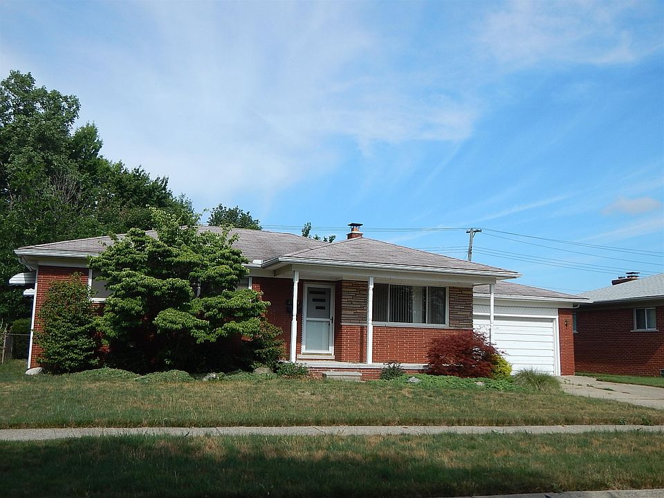 1st image of 30521 Champine St