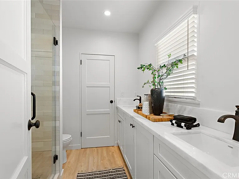 267 Olive St — Photo 17