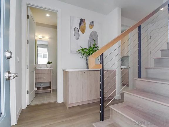 3rd image of 5062 Lotus St