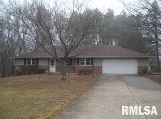 22686 Spring Creek Rd, Washington, IL 61571