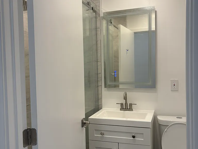 1708-1710 N Gramercy Pl #101 — Photo 3