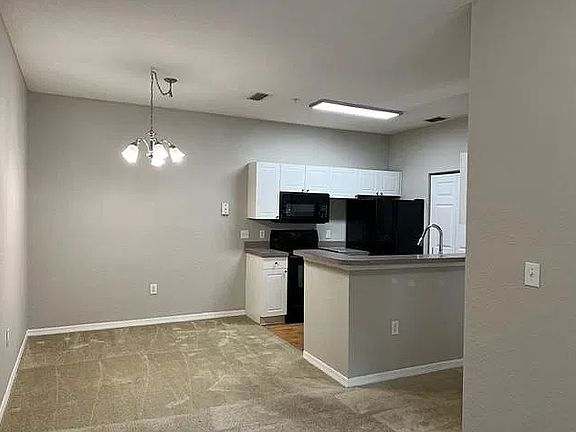 4th image of 845 Grand Regency Pointe
