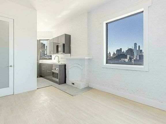 2nd image of 103 Macdougal St #33R