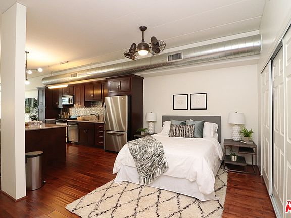 3rd image of 1111 S Grand Ave APT 1004