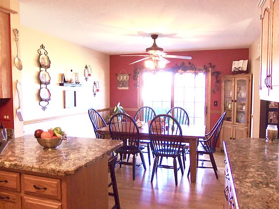 3rd image of 9324 Kimmel Ct