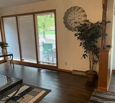 4th image of 4105 Poinsettia Ave SE
