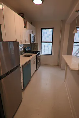 Rented by PMG Real Estate  | media 3