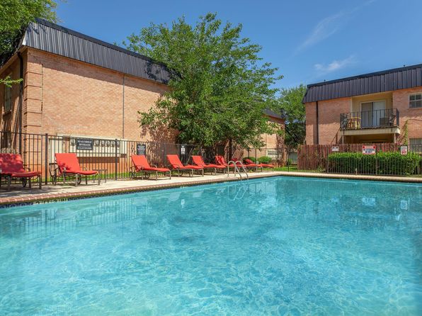 2701 Southwest Dr #110