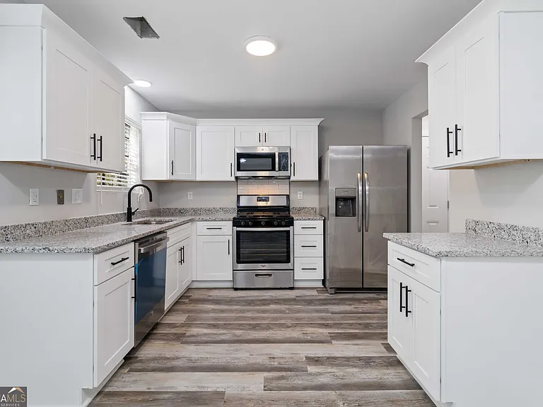 4935 Millstone Walk — Photo 7