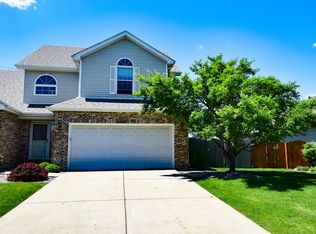 3343 Legacy Dr, Lockport, IL 60441