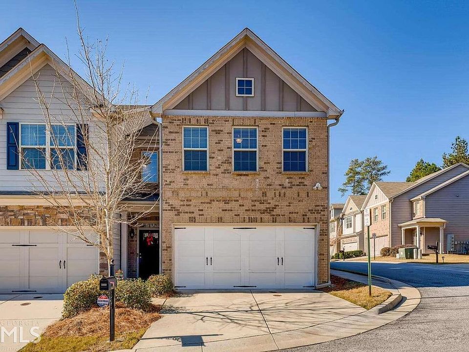 1st image of 5000 Whiteoak St #15