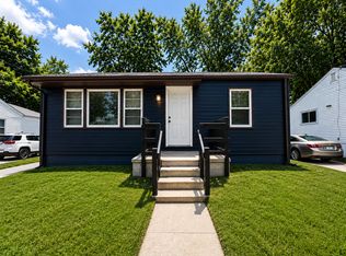 24 Vierling Dr, Saint Louis, MO 63135