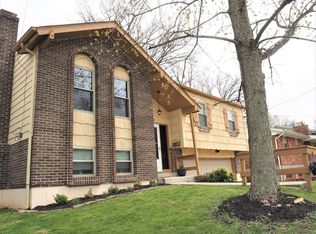 1046 Lanette Dr, Cincinnati, OH 45230