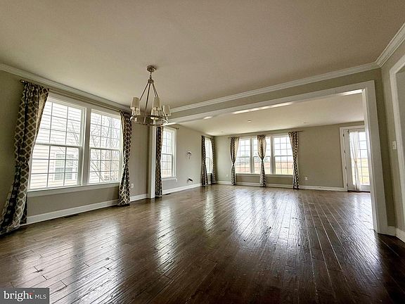 5th image of 2575 Bailey Cir