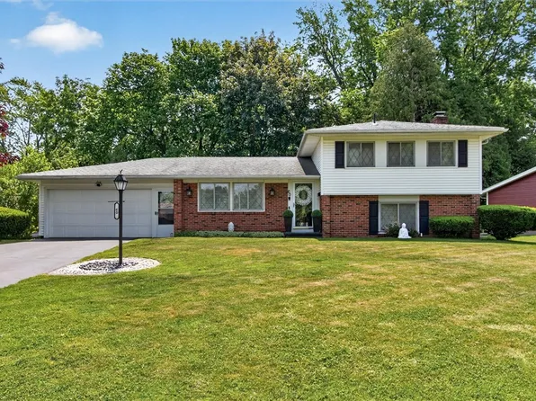 60 Marble Dr, Rochester, NY 14615
