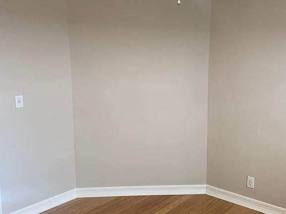 4th image of 35 N 26th St