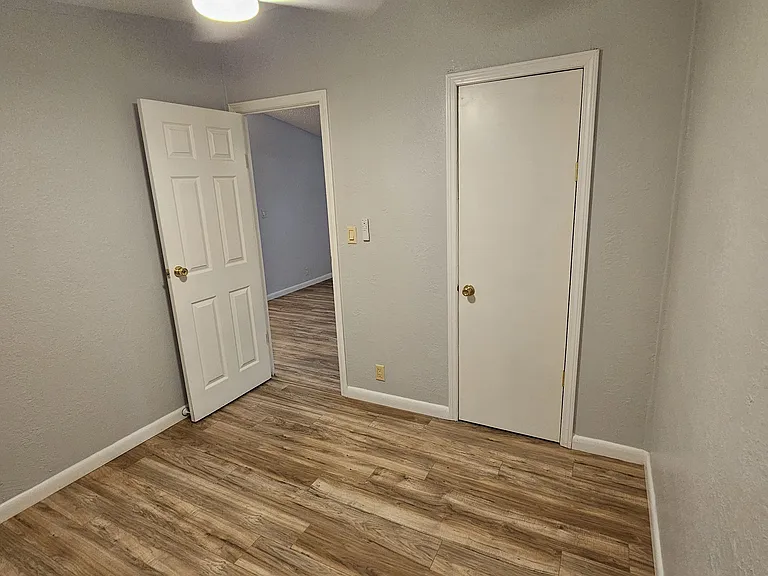 12934 Back Bay Ave — Photo 10