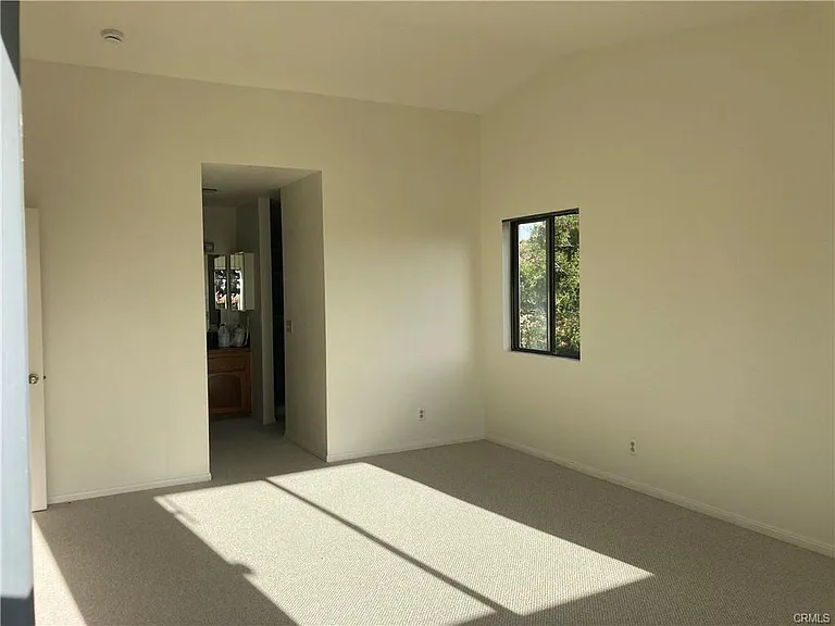 818 Nardo Rd — Photo 9