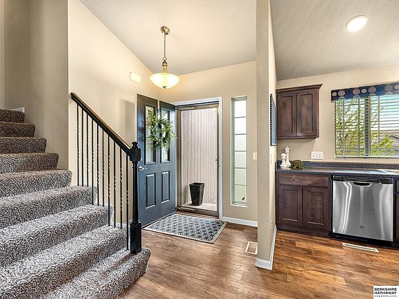 3rd image of 8206 S 186th St