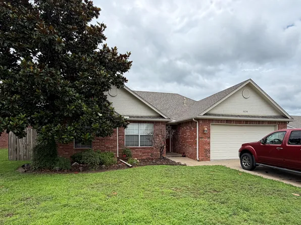 5230 Redbud Dr, Sand Springs, OK 74063
