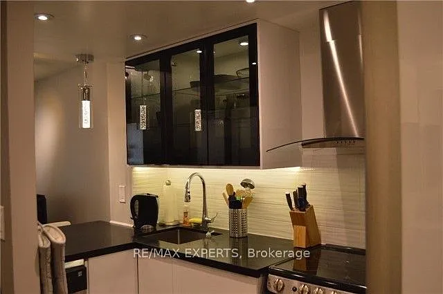 2 bed, $2,600 — Photo 3