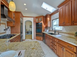 4615 Buckingham Ln, Carlsbad, CA 92010