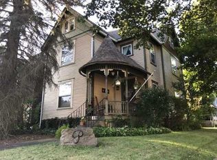 218 E Martin St, East Palestine, OH 44413
