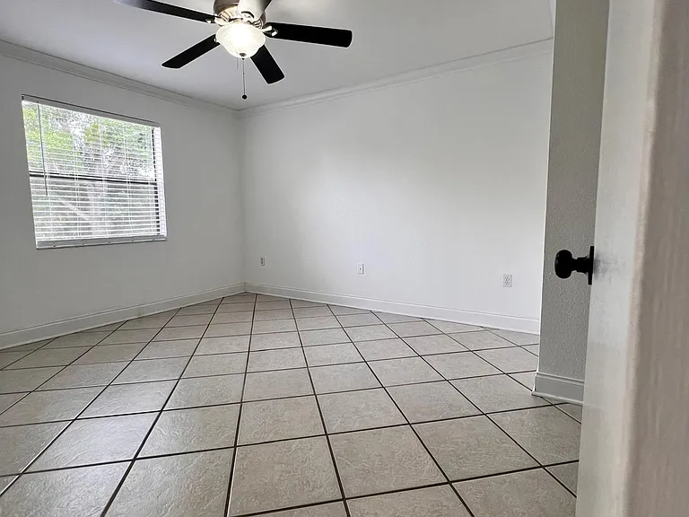 3004 Parkway Blvd #209 — Photo 45