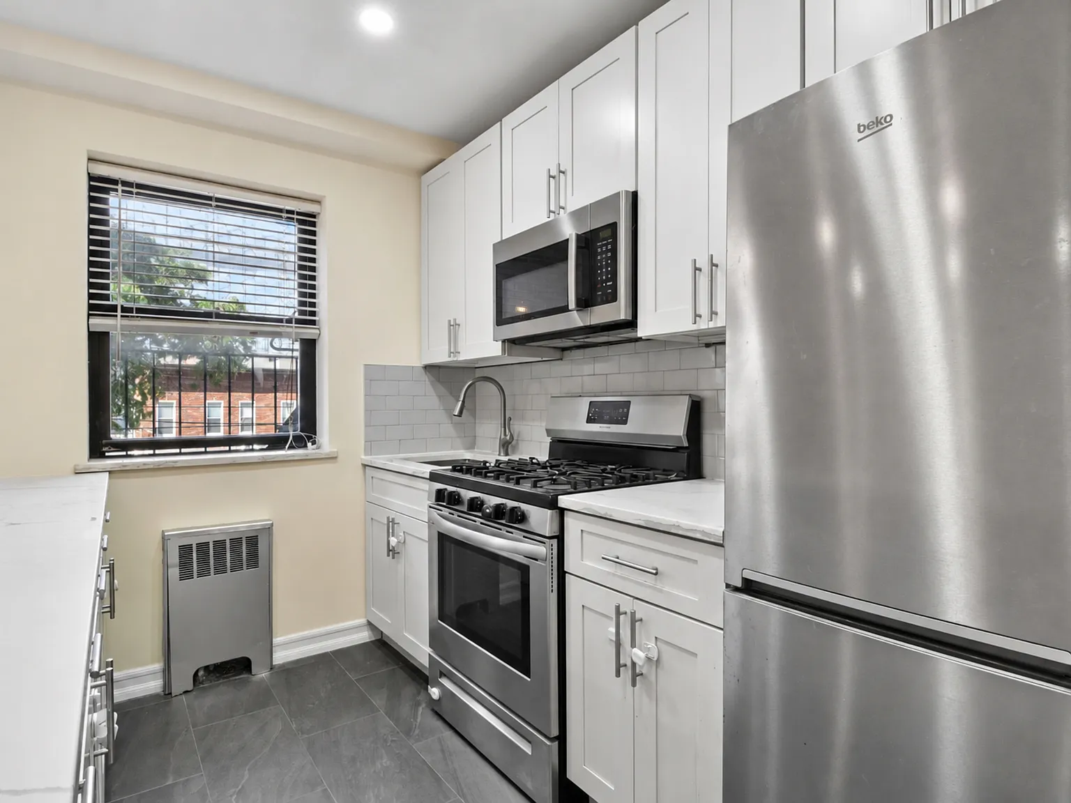 25-10 31st Avenue — Photo 3