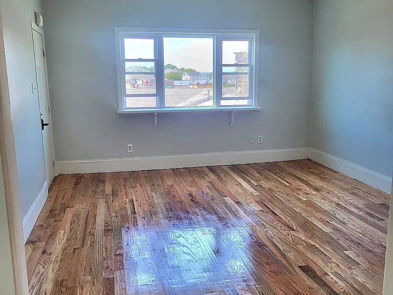 1289 S Main St #2W — Photo 13