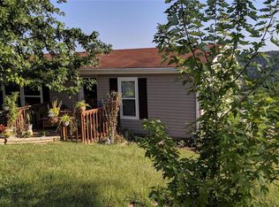 522 Hilltop Ranches Rd, Reeds Spring, MO 65737