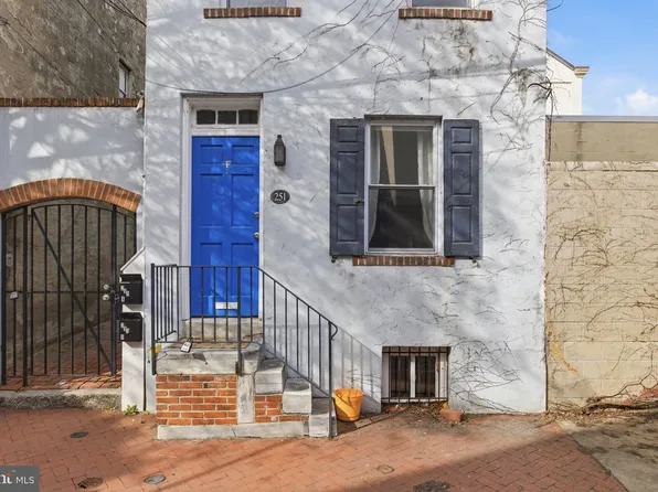 251 Fulton St #F, Philadelphia, PA 19147