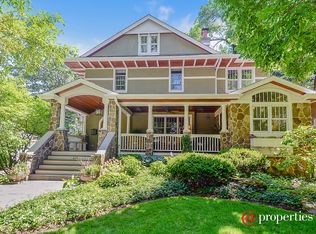 615 Gregory Ave, Wilmette, IL