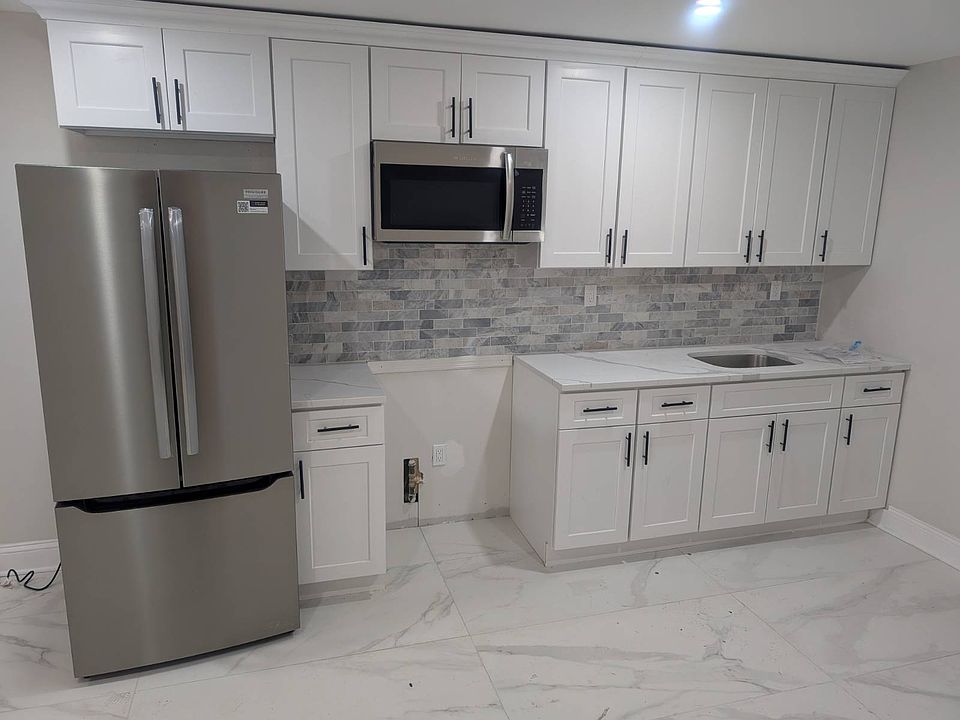 1st image of 180 Wavecrest Ave