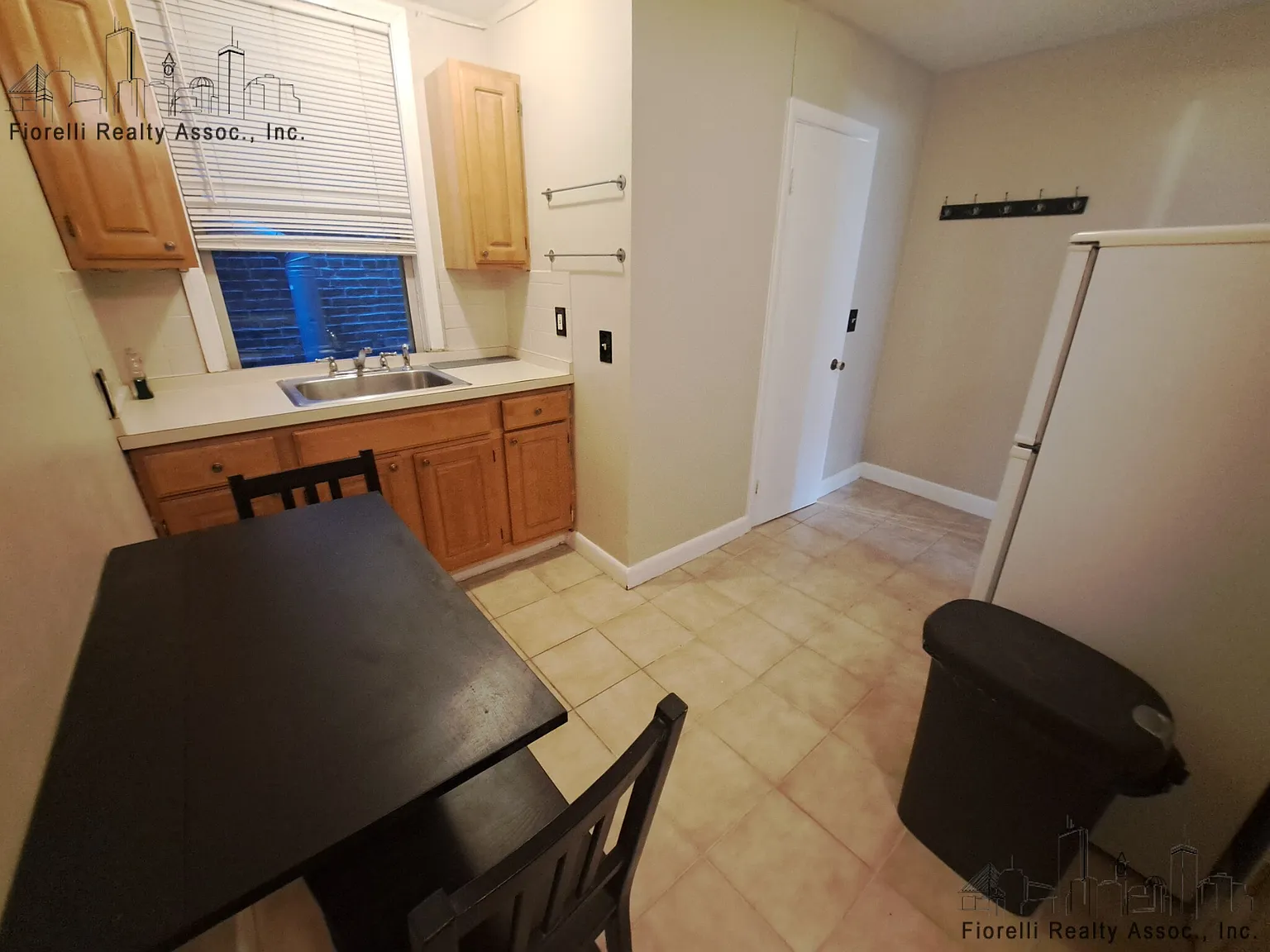 1 bed, 1.0 bath, $2,000 — Photo 3