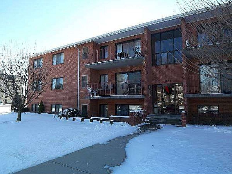 1st image of 1631 Edgewood Pl APT 202