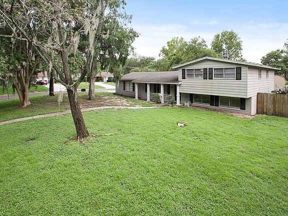 3rd image of 707 N Sylvan Dr