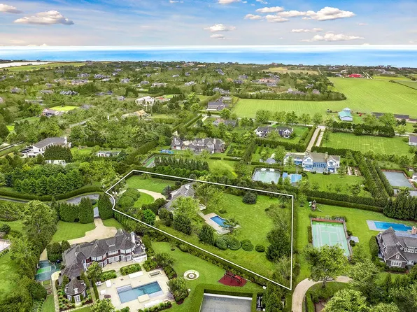 139 Old Barn Ln, Sagaponack, NY 11962