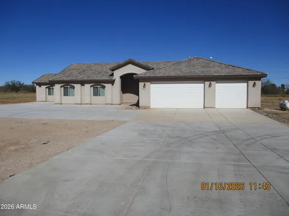8373 E Sunwing Ridge Dr, Hereford, AZ 85615