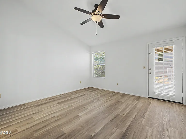 4514 E Towne Ln — Photo 12